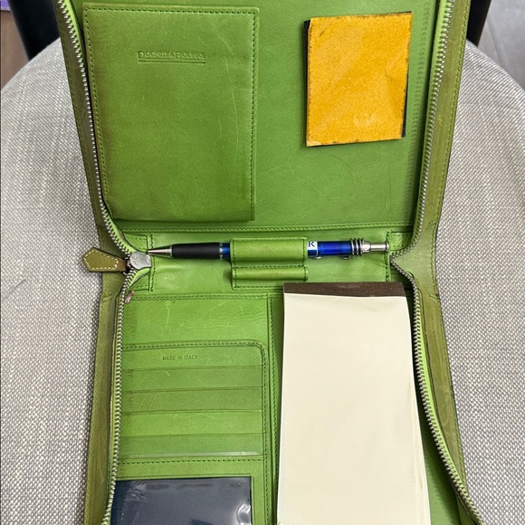 Green Leather Binder with phone case and credit card slots-Authentic! - Picture 2 of 5